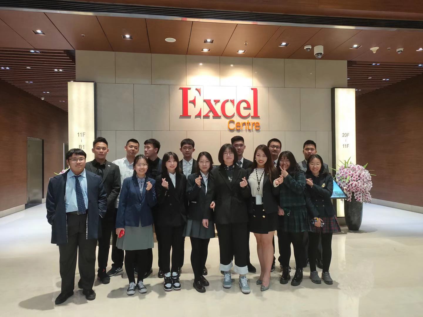 银行实习1.jpg 银行实习1.jpg